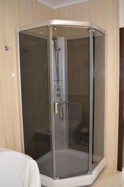 Porto Riva Hotel Zaporizhia Eksteriør billede