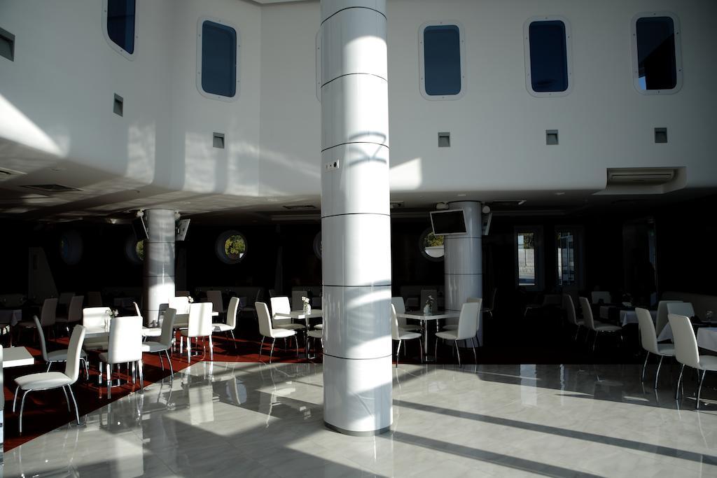 Porto Riva Hotel Zaporizhia Eksteriør billede