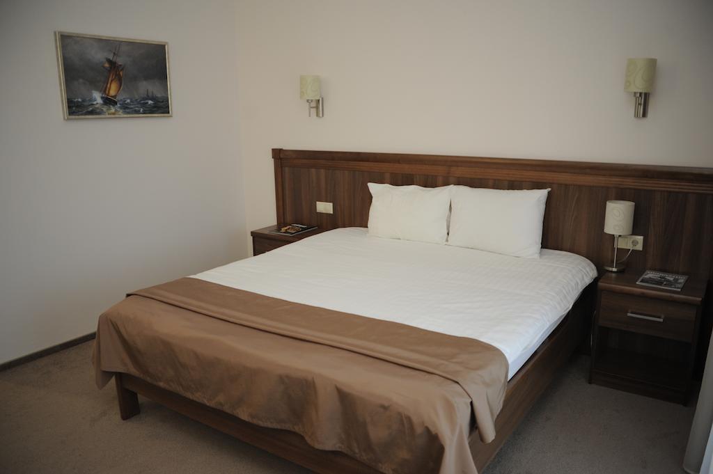 Porto Riva Hotel Zaporizhia Værelse billede