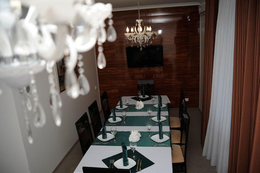 Porto Riva Hotel Zaporizhia Eksteriør billede